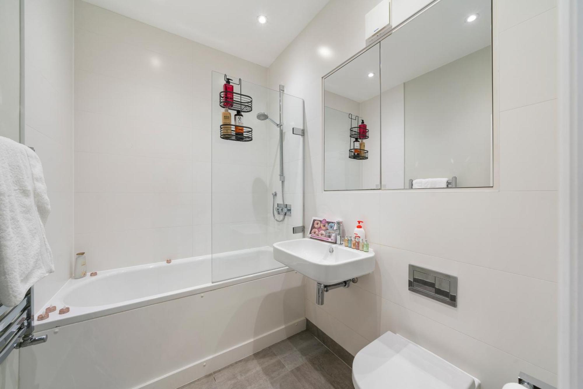 Chic 2 Bed Maisonette In Mayfair 32A Londres Exterior foto
