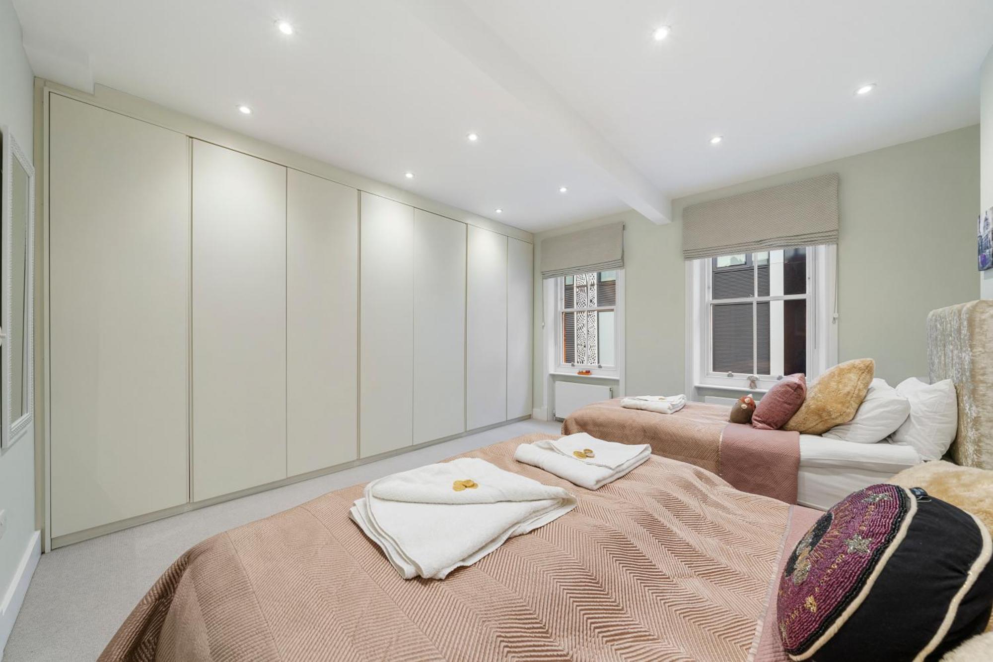 Chic 2 Bed Maisonette In Mayfair 32A Londres Exterior foto